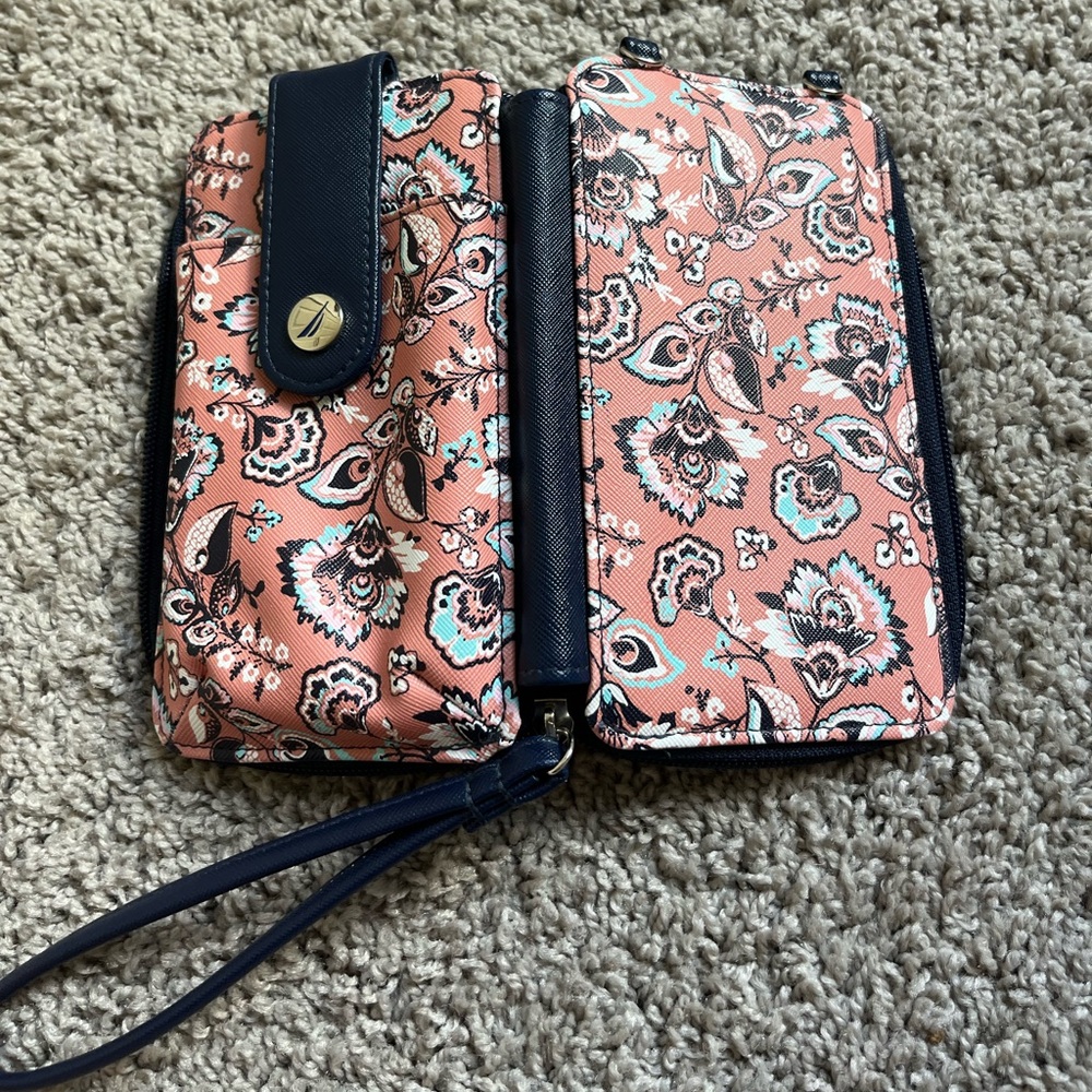Wallet - Picture 4 of 4